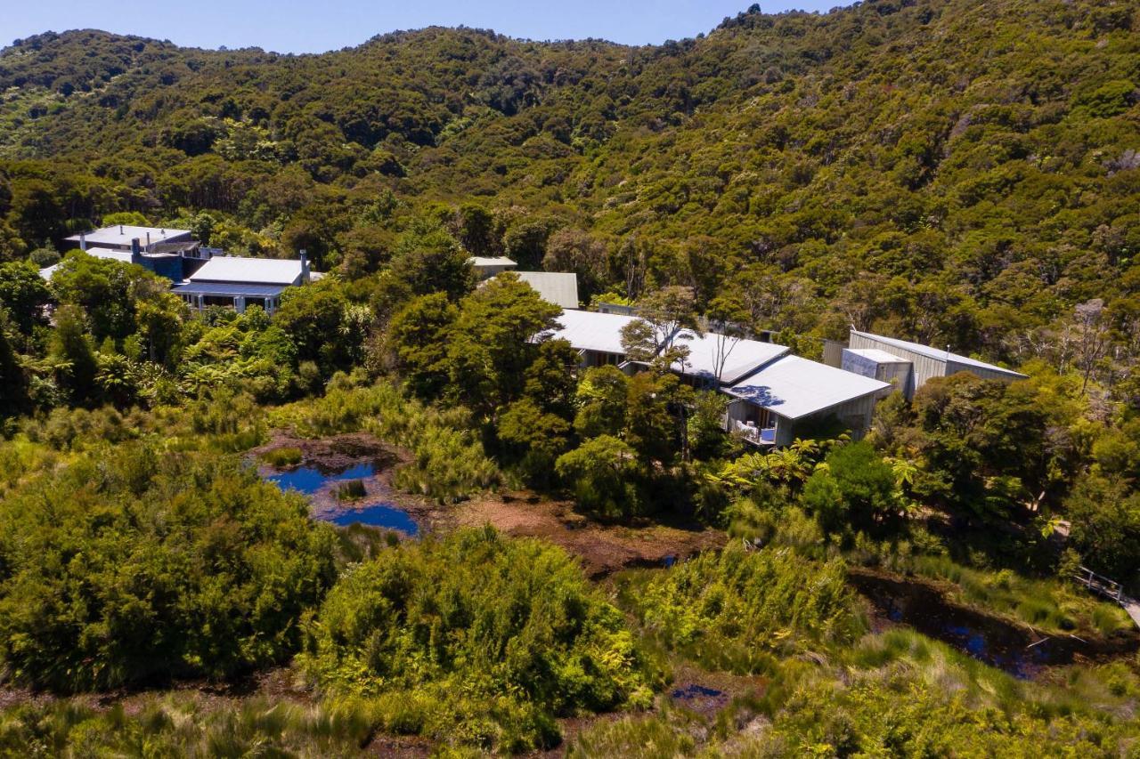 Awaroa Lodge Exterior photo